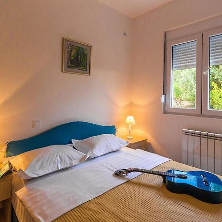 Blue Mediterranean Apartments Sveti Stefan Zimmer foto