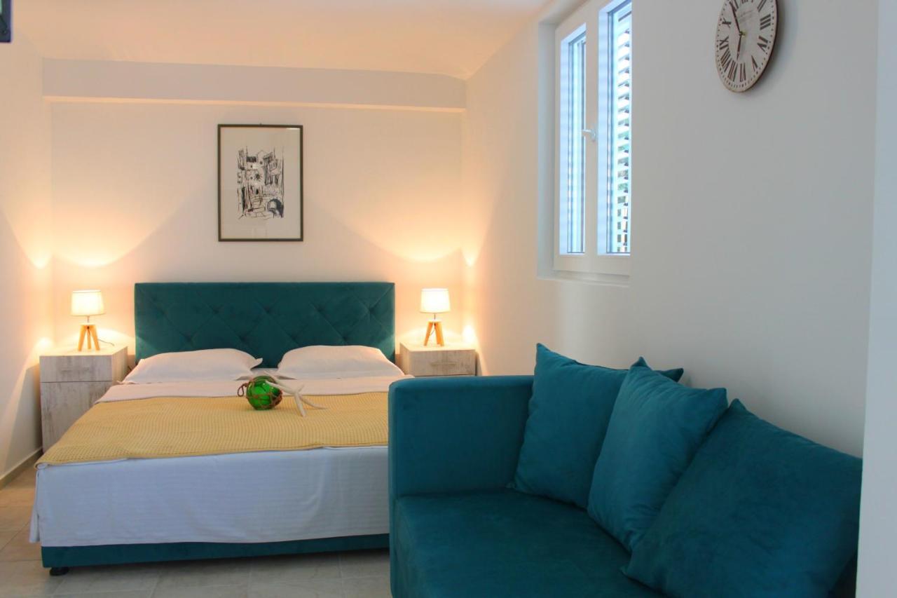 Blue Mediterranean Apartments Sveti Stefan Exterior foto