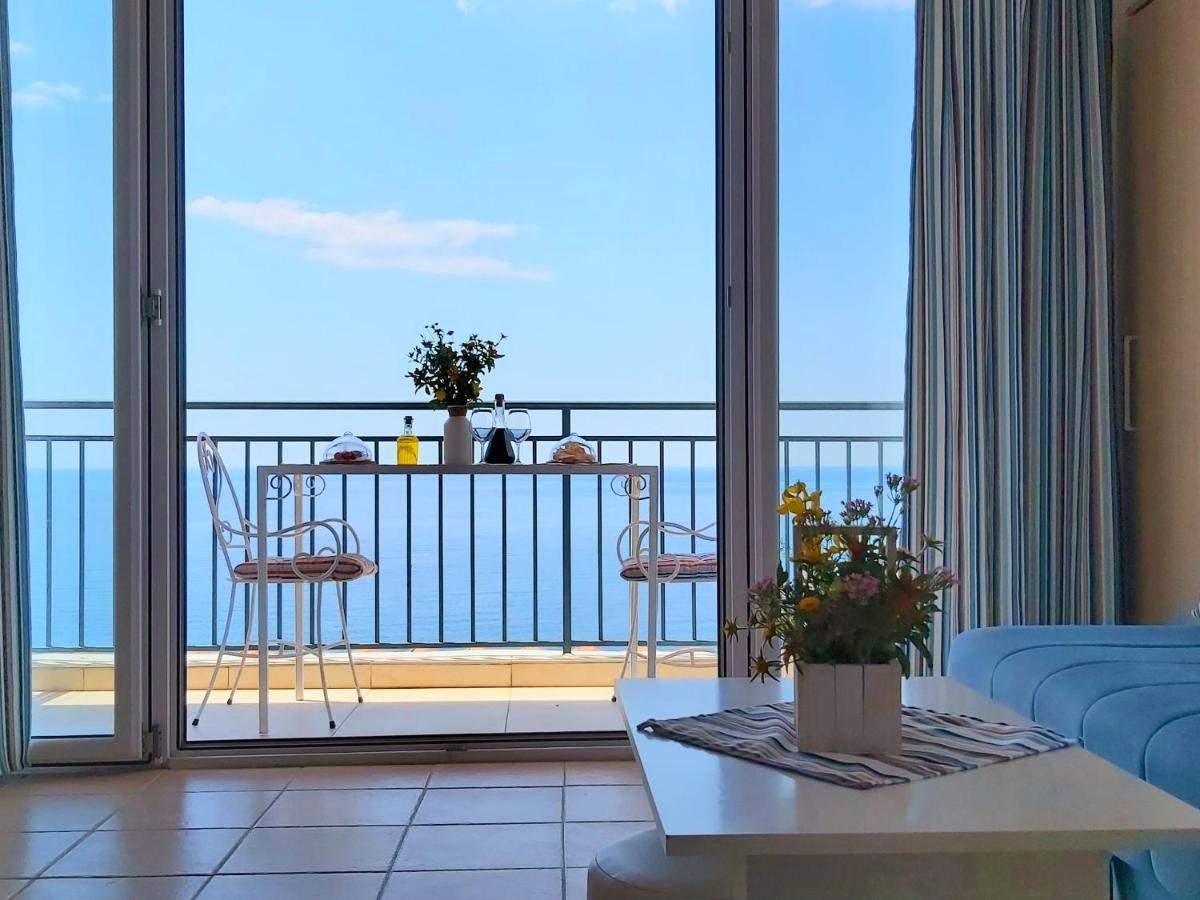 Blue Mediterranean Apartments Sveti Stefan Exterior foto